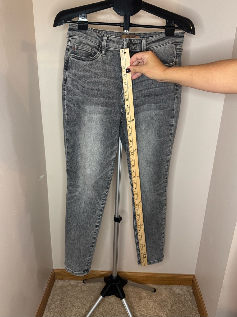 Judy Blue Jeans Womens 9/29 Gray Skinny Slim Fit Stretch Distressed Denim Casual - Picture 4 of 9